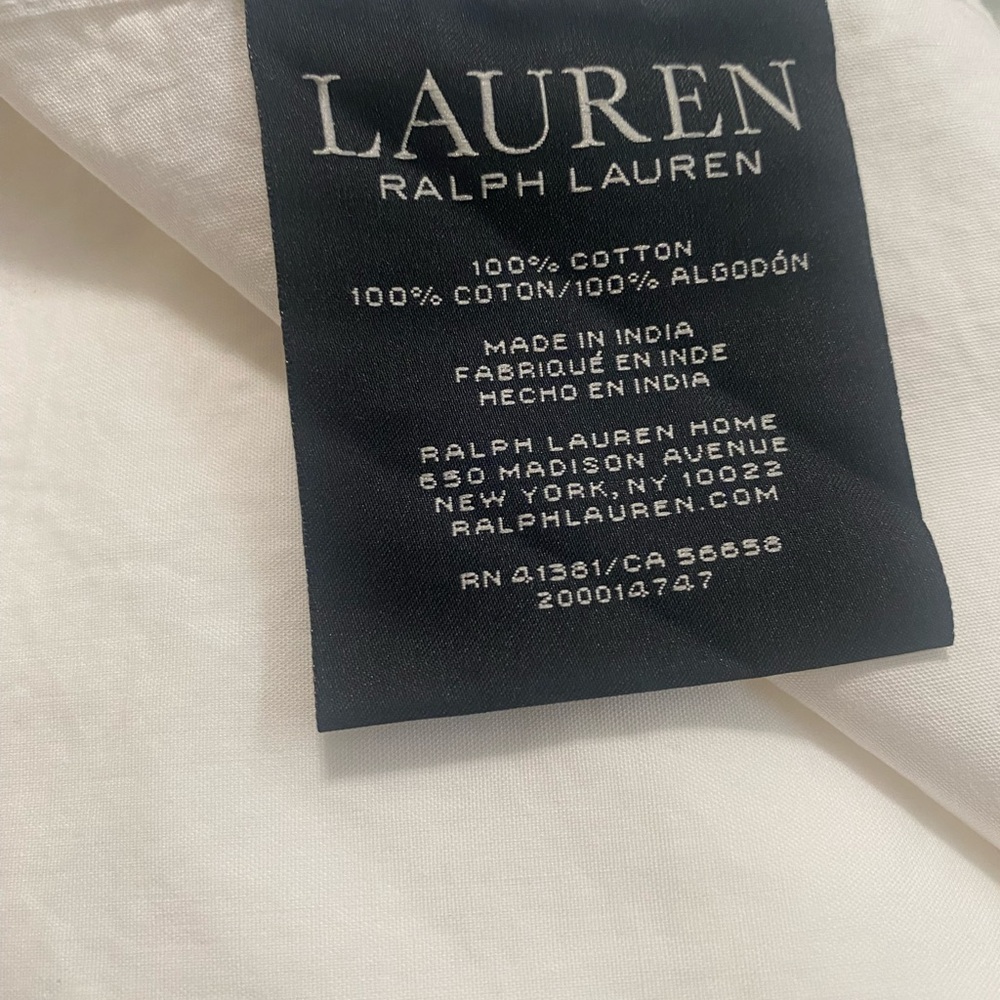 Lauren Ralph Lauren 1 Flat Queen Sheet And 2 Pillows Case